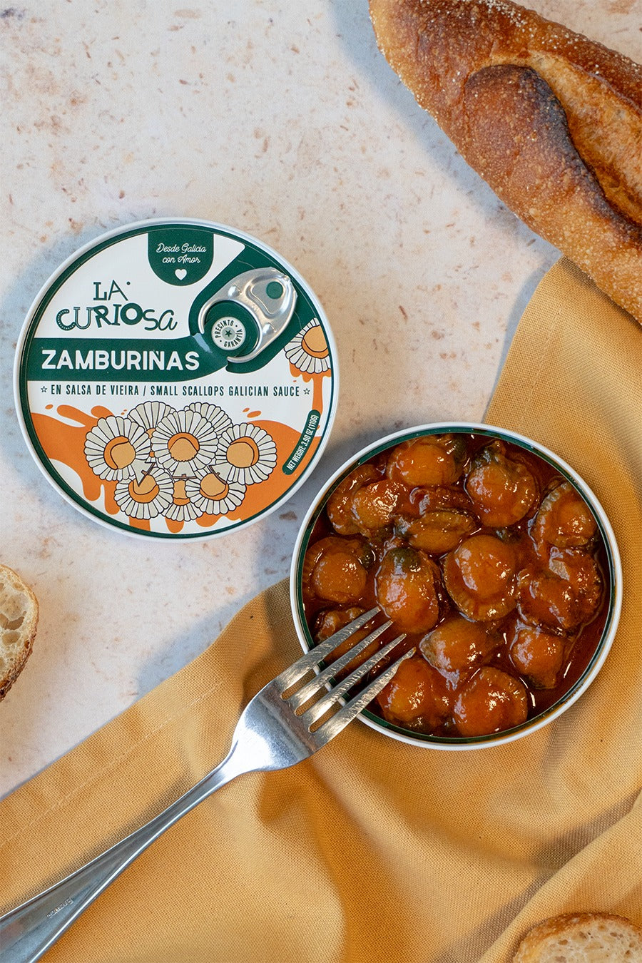 La Curiosa Scallops in scallop sauce