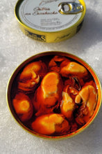 Load image into Gallery viewer, Peperetes Pickled Oysters (120g)