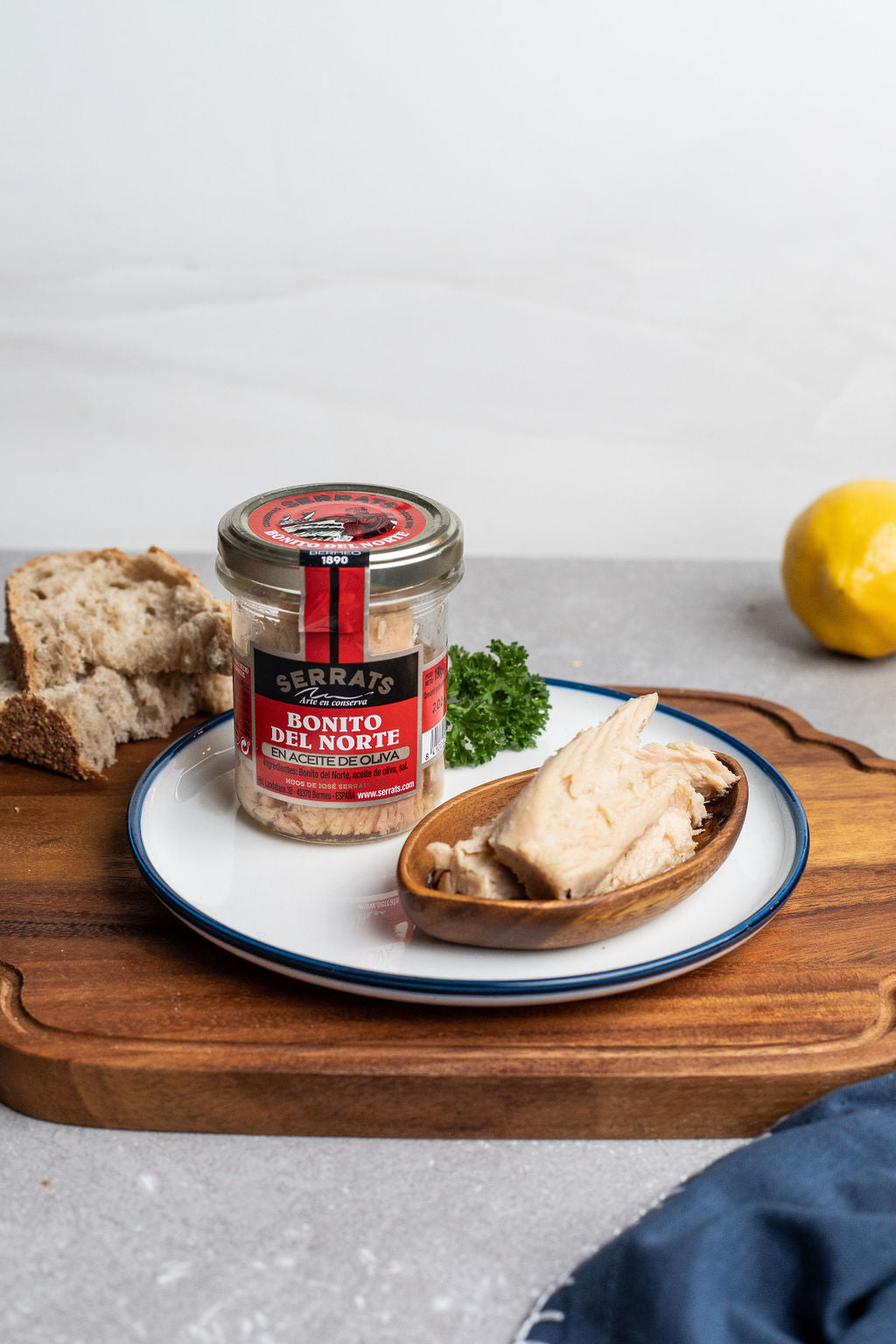 Serrats Bonito White Tuna in Olive Oil Tinmonger