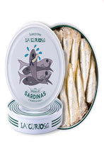 Load image into Gallery viewer, La Curiosa Sardines in Olive Oil (115g)