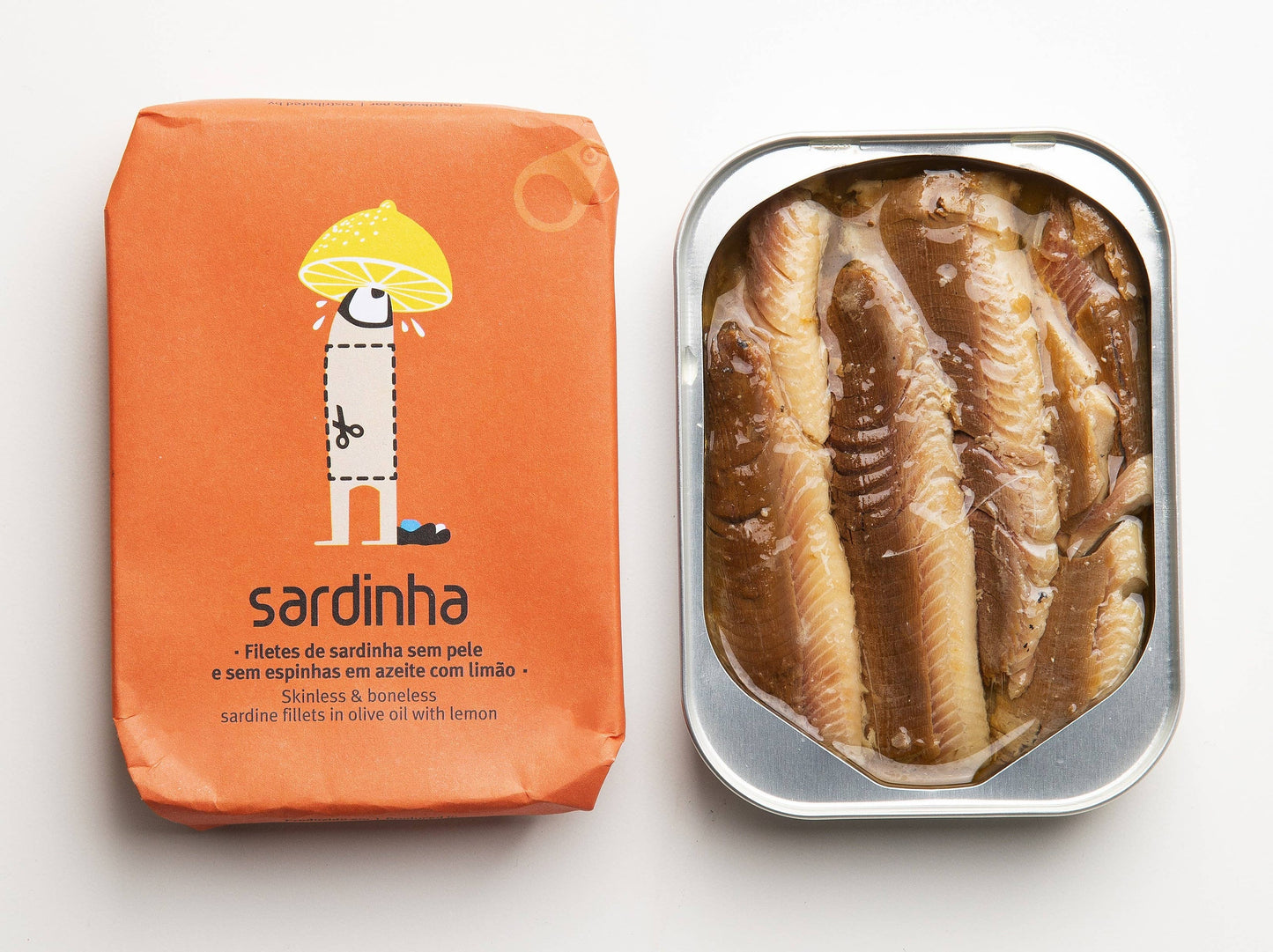 Sardinha Skinless and boneless sardine fillets with lemon