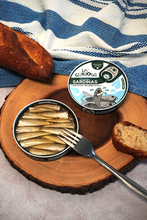 Load image into Gallery viewer, La Curiosa Sardines in Olive Oil (120g)
