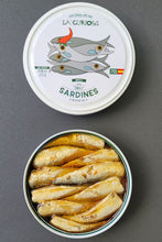 Load image into Gallery viewer, La Curiosa Spicy Sardines (120g)
